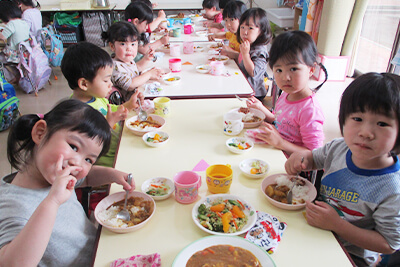 給食