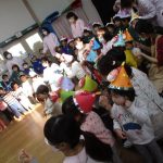 笑顔いっぱいで歌を歌ったりダンスを踊ったりしたね🎵