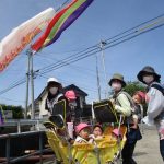 ひよこ組もこいのぼりとハイ！ポーズ！