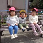 ベンチに座ってちょっと休憩～♡