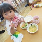 トマトさん変身したよー！食べてみよーっと。