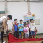 ６月生まれのお友だちにもお手伝いをしてもらいました♡