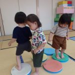 ドレミマットで遊んだよ♪足で踏むと音が鳴ったよ✨