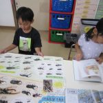 プールの後はまったり読書タイム📖