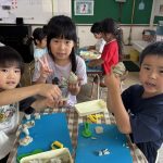 粘土遊び楽しいな!!次は何を作ろうかな⁉
