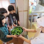 「お願いします！」お当番さんが運んだよ⭐