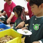 間伐材パーツを選んでいくよ♪