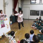 片桐先生はハンドパワーでガチャを回し・・・