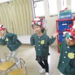 お部屋にいるお友だちも、みんなで楽しく踊りました(^^)/