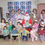 ☆りす組☆サンタさんがみんなのお部屋を回ってプレゼントを配ってくれました。🎁