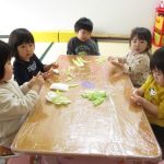 「びりびり～」と上手にできるかな？😊